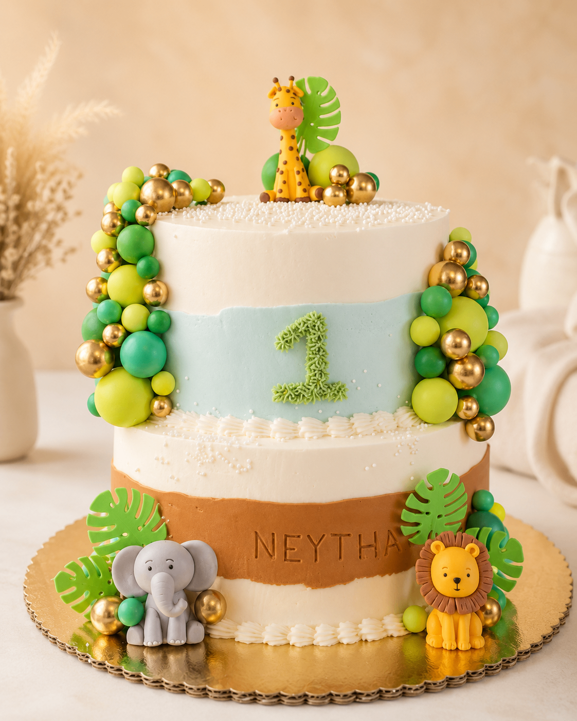 Pastel temático de safari en la jungla